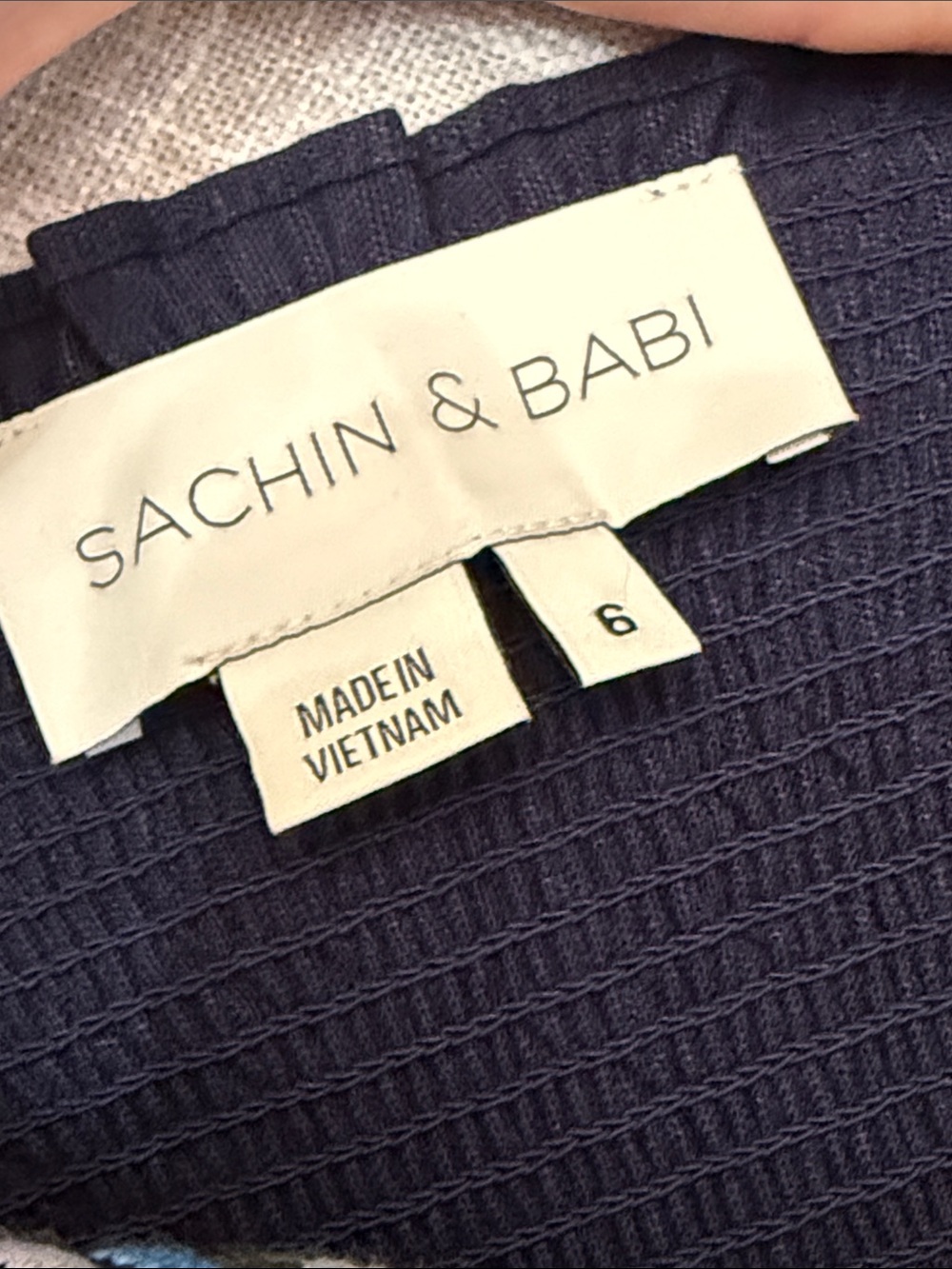 Sachin & Babi Shannon Midi Dress - 6 🌟 - Picture 5 of 8